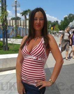 Yuliya from Ukraine is looking for a man