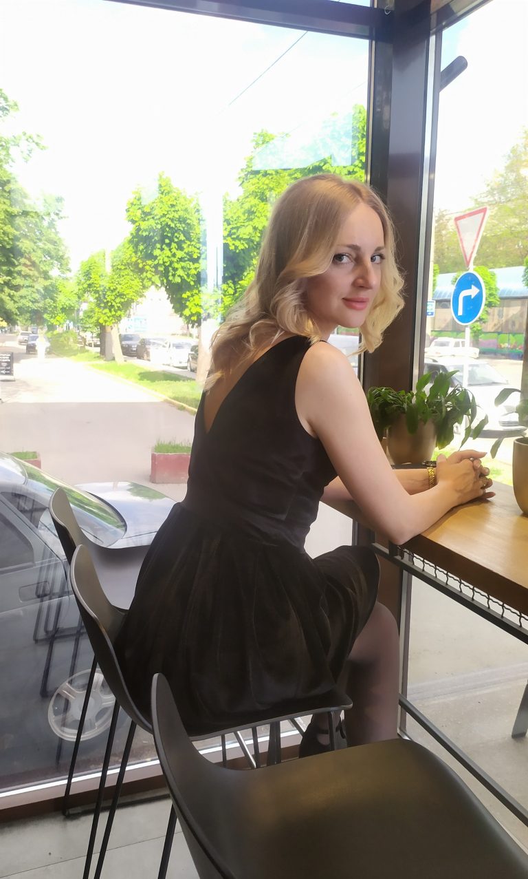 Aleksandra from Ukraine is looking for a man