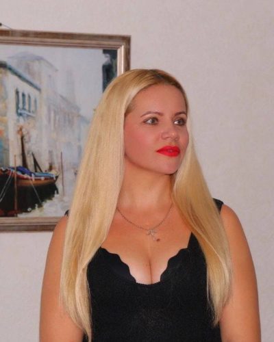 Nelya from Ukraine is looking for a man