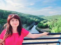 Yana from Ukraine is looking for a man
