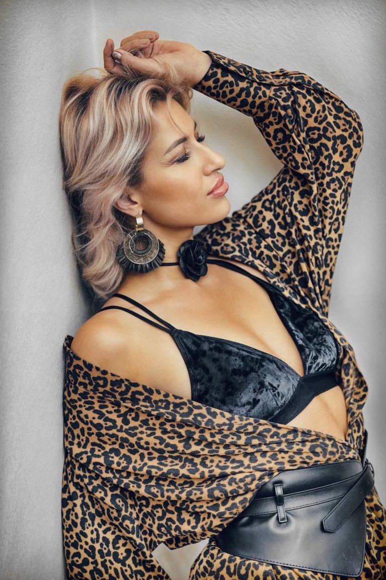 Elena from Ukraine is looking for a man