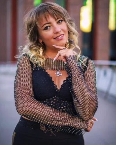 Olesia from Ukraine is looking for a man