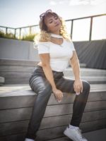Olesia from Ukraine is looking for a man