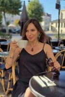 Elena from Ukraine is looking for a man