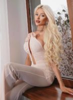 Anastasiya from Ukraine is looking for a man