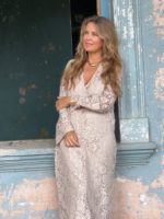Dariia from Ukraine is looking for a man