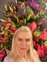 Zhanna from Ukraine is looking for a man