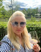 Zhanna from Ukraine is looking for a man