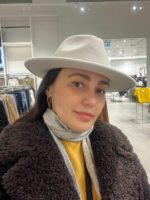 Anzhela from Ukraine is looking for a man