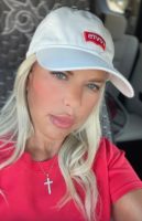 Marina from Ukraine is looking for a man