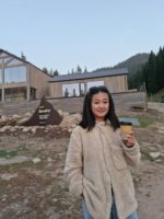 Dayana from Ukraine is looking for a man