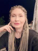 Yulia from Ukraine is looking for a man