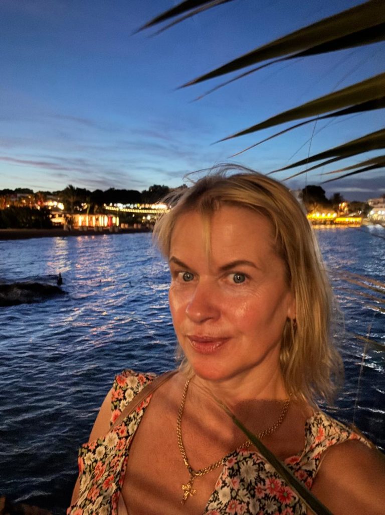 Nataliya from Ukraine is looking for a man