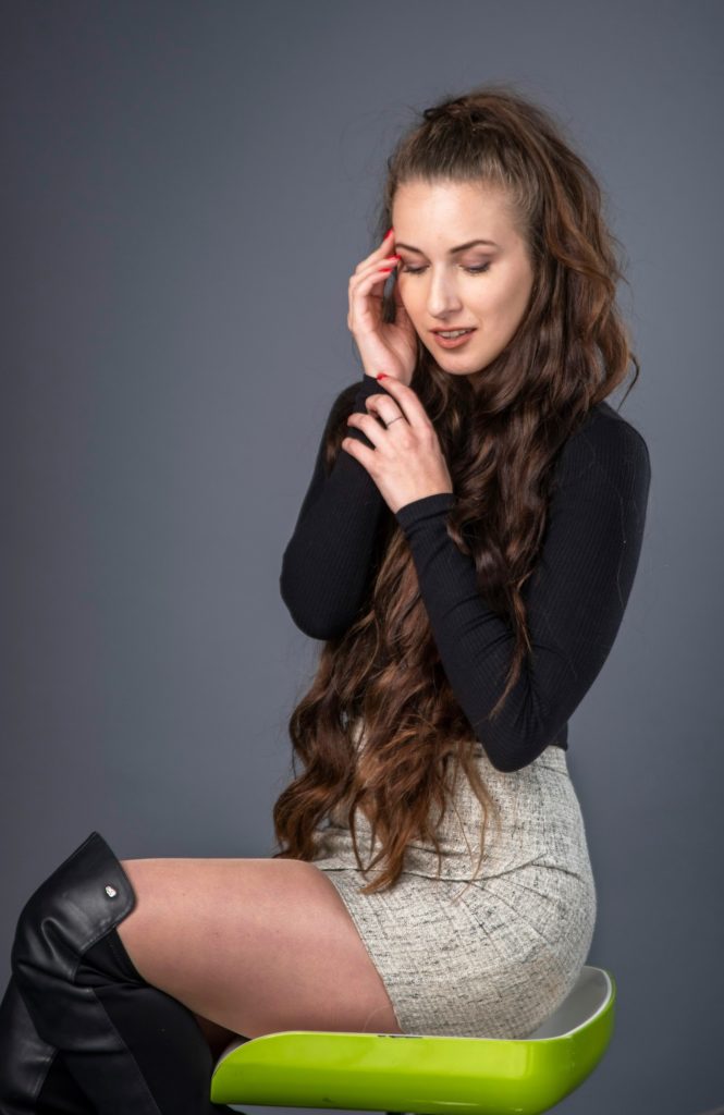 dating a capricorn woman